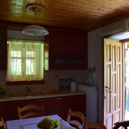 Holiday Home Dionysis Chorefton Bagian luar foto